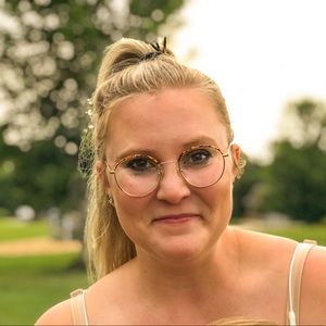 Meet your Posher, Sarah